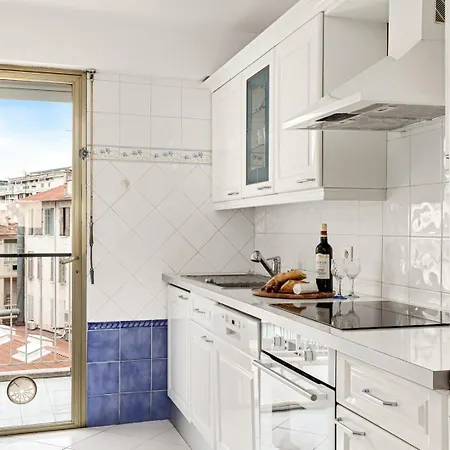 Apartment Bleu Vue Confort A Juan-les-pins
